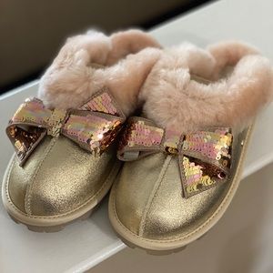 *SOLD* NIB Ugg Coquette Slippers Gold